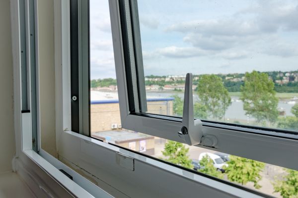 Cost of Casement Window Repair in Kansas City